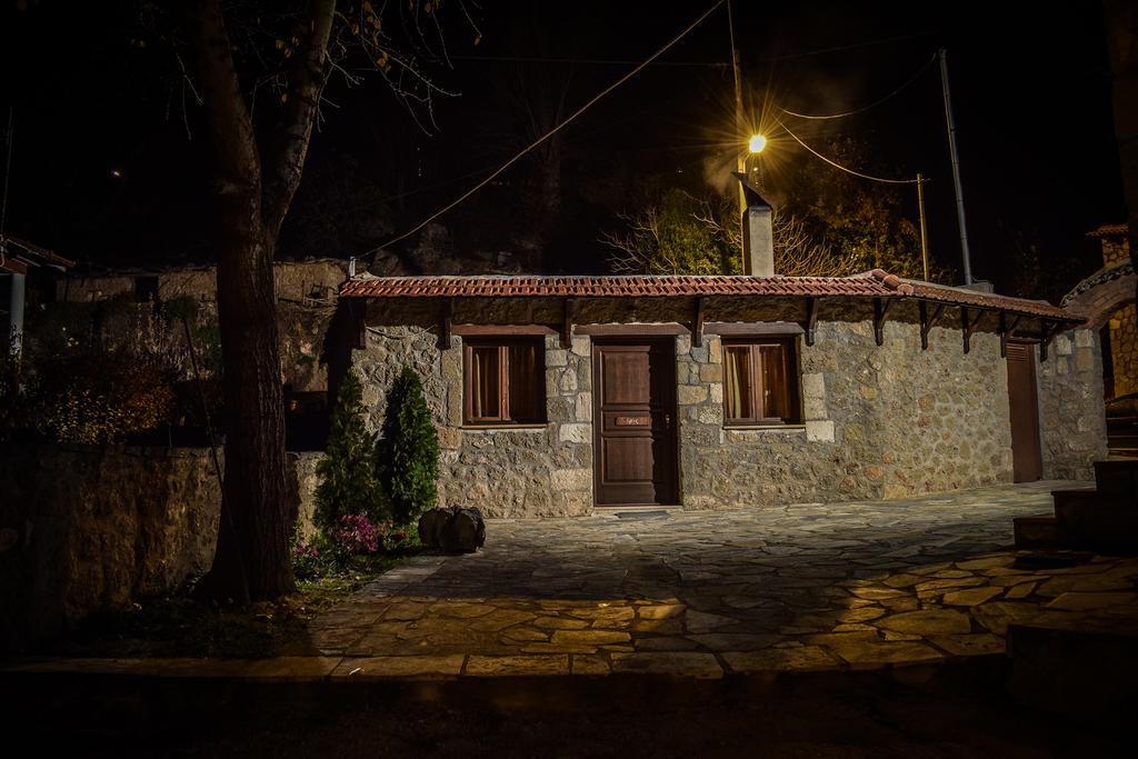 Paliokastro Guesthouse Kato Sinikia Trikalon Extérieur photo